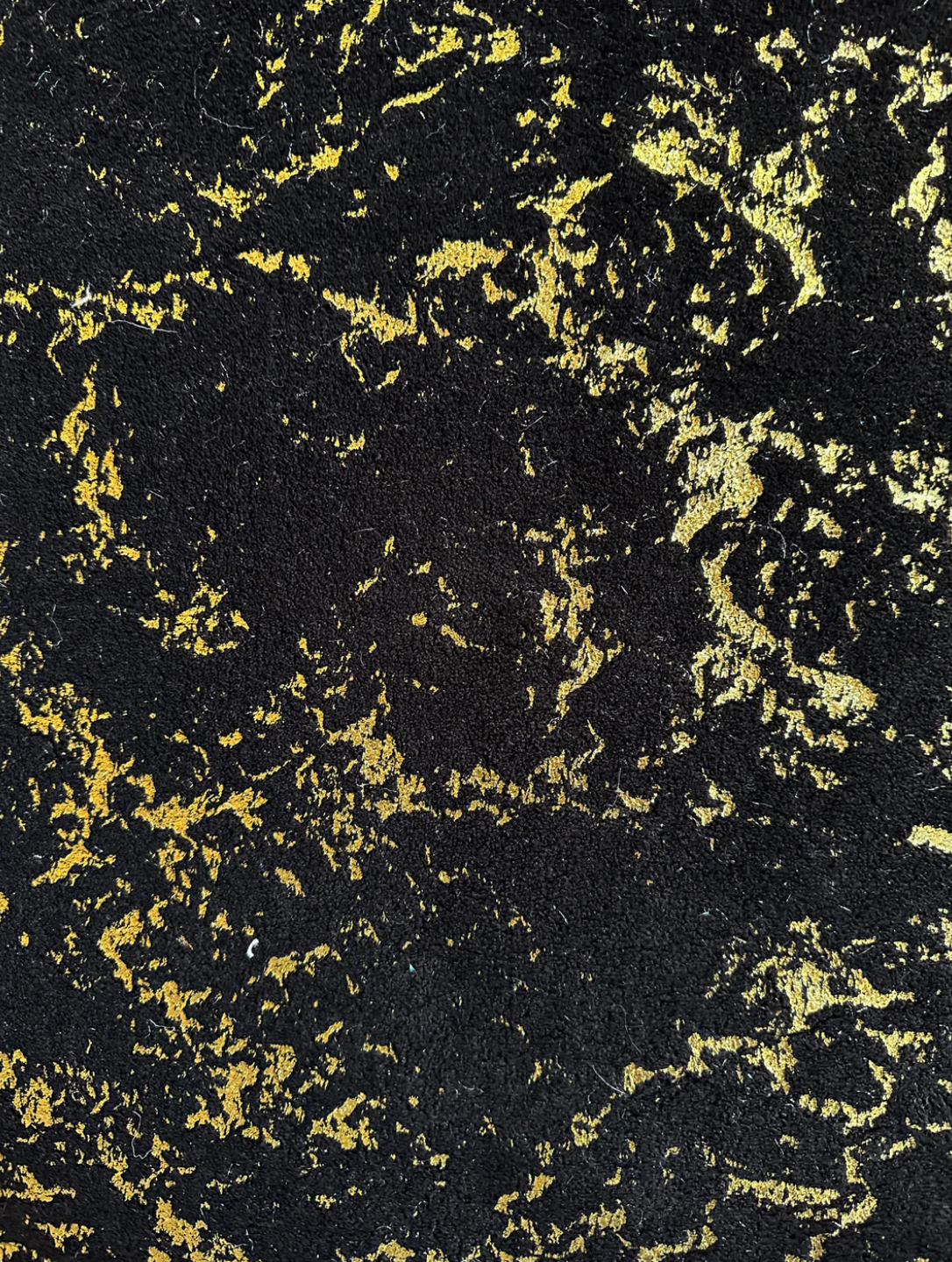 Black & Gold 7x10 image 1