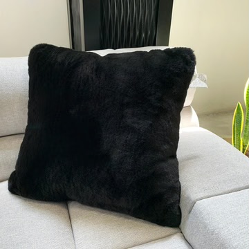Chinchilla Pillow - Black image 1